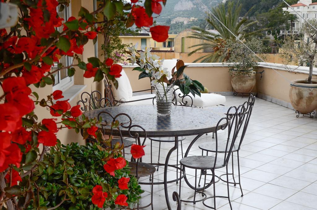 Residence Il Gabbiano Varigotti Δωμάτιο φωτογραφία