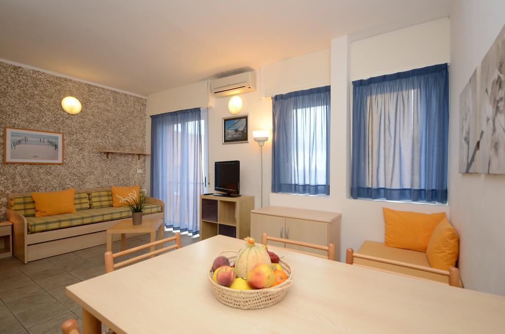 Residence Il Gabbiano Varigotti Δωμάτιο φωτογραφία