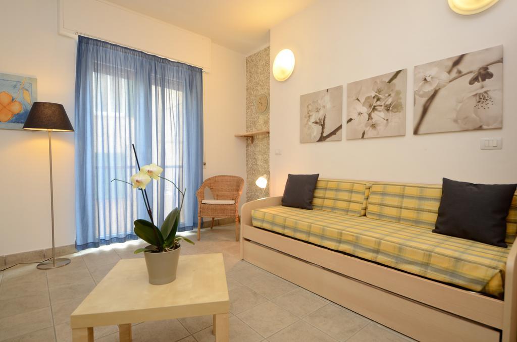 Residence Il Gabbiano Varigotti Δωμάτιο φωτογραφία